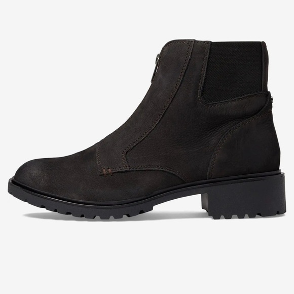 Women’s Cobble Hill Center Zip Leather Boot water resistant - Picture 2 of 9